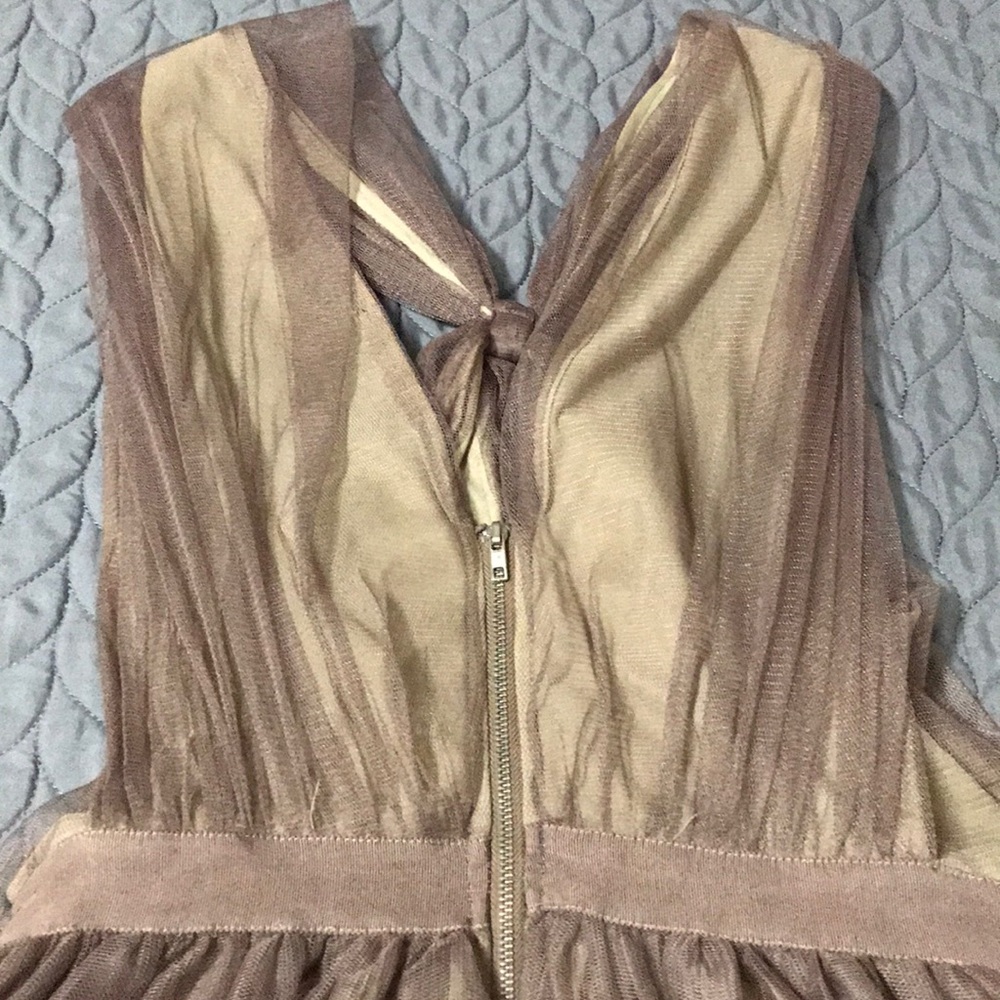 Dress - Picture 4 of 5